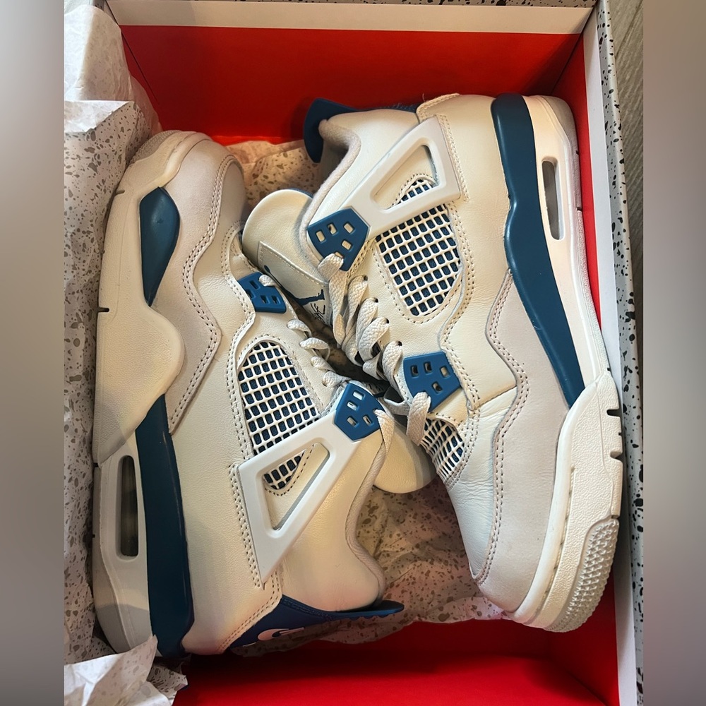 Air Jordan size 6
